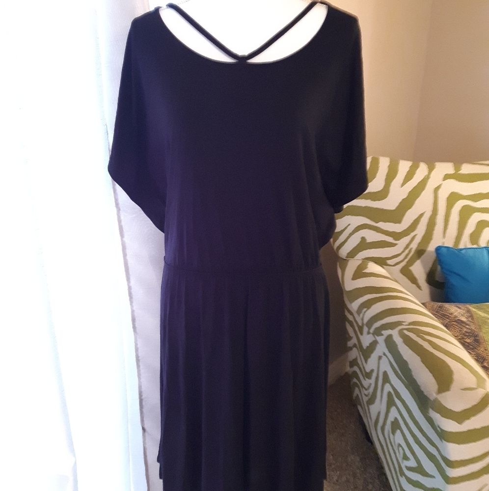 Cute little black tshirt dress, new size L